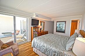 Constellation House 510 2 Bedroom Condo by RedAwning