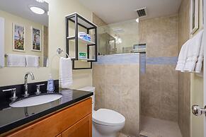 Sea Ge 1-205-oceanfront 2 Bedroom Condo by RedAwning