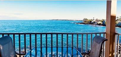 Sea Ge 1-205-oceanfront 2 Bedroom Condo by RedAwning