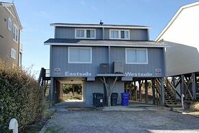 Eastside  3 Bedroom Home by RedAwning