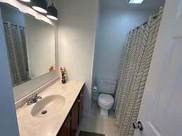 Eastside  3 Bedroom Home by RedAwning