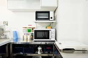 NEW WORLD INN - Hostel