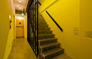 NEW WORLD INN - Hostel