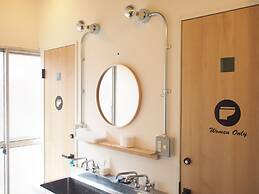 NEW WORLD INN - Hostel