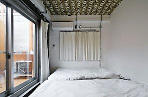 NEW WORLD INN - Hostel