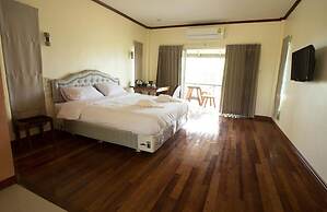 Be Fine Sabuy Hotel & Resort