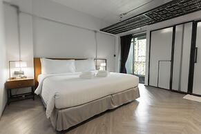 IR-ON Hotel