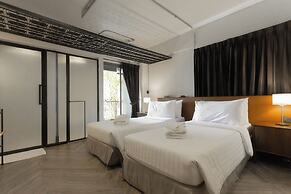 IR-ON Hotel