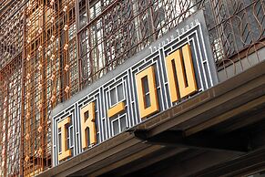 IR-ON Hotel
