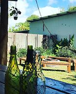 On The Wallaby Eco Lodge - Hostel