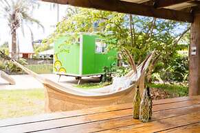 On The Wallaby Eco Lodge - Hostel