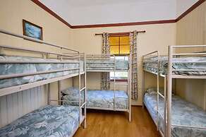 On The Wallaby Eco Lodge - Hostel