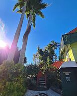 On The Wallaby Eco Lodge - Hostel