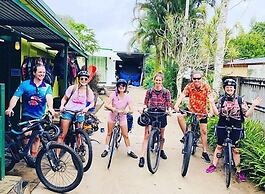 On The Wallaby Eco Lodge - Hostel