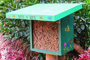 On The Wallaby Eco Lodge - Hostel