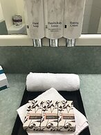 Emerald Central Hotel