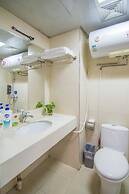 Golden Tree Business Hotel