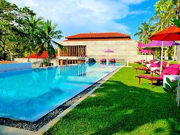 UTMT Underneath the Mango Tree Beach & Spa