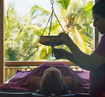 UTMT Underneath the Mango Tree Beach & Spa