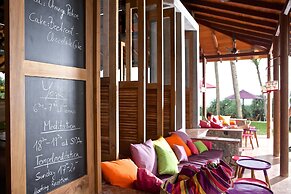 UTMT Underneath the Mango Tree Beach & Spa