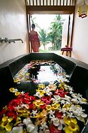 UTMT Underneath the Mango Tree Beach & Spa