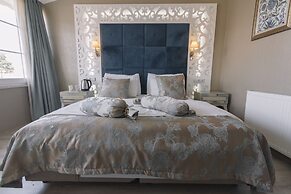 Melrose Viewpoint Hotel