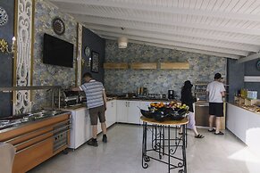 Melrose Viewpoint Hotel
