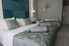 Melrose Viewpoint Hotel