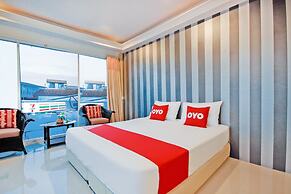 OYO 1117 Phuket Airport Suites
