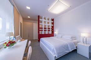 PAMIR-TIEN SHAN Hotel