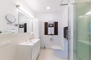 PAMIR-TIEN SHAN Hotel