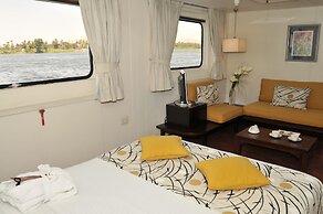 MS Alexander The Great Nile Cruise