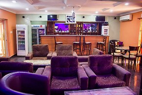 November 5 Hotel Lagos