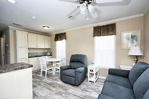 Majestic Oaks RV Resort