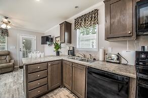 Water's Edge RV Resort