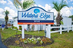 Water's Edge RV Resort