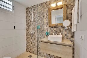 Delfins Beach Resort Bonaire, Tapestry Collection by Hilton