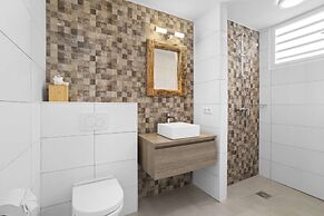 Delfins Beach Resort Bonaire, Tapestry Collection by Hilton