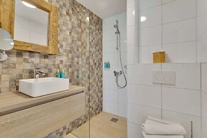 Delfins Beach Resort Bonaire, Tapestry Collection by Hilton