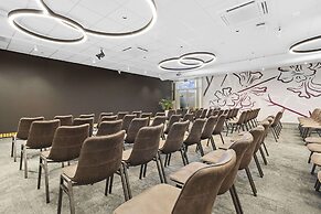 Delfins Beach Resort Bonaire, Tapestry Collection by Hilton