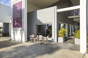 Delfins Beach Resort Bonaire, Tapestry Collection by Hilton