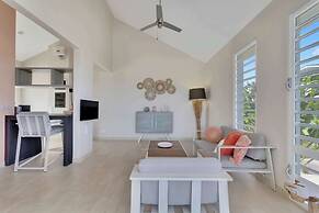 Delfins Beach Resort Bonaire, Tapestry Collection by Hilton