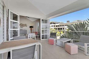 Delfins Beach Resort Bonaire, Tapestry Collection by Hilton