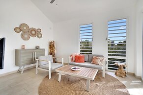 Delfins Beach Resort Bonaire, Tapestry Collection by Hilton