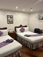 Log Cabin Hotel-Baguio