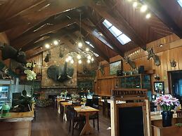 Log Cabin Hotel-Baguio