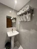 Log Cabin Hotel-Baguio