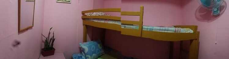CVNB Bed & Bath - Hostel