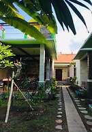 Lembongan Hostel