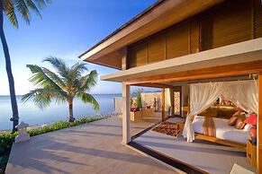 Samara Luxury Beachfront Villa